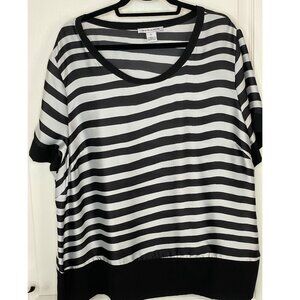 Modamix Zebra Striped Shirt (Plus Size)with wide banded cuffs and hem